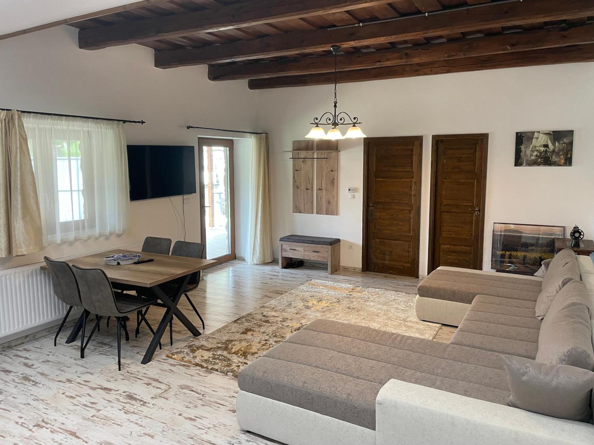 Szoegedi Villa Badacsonytomaj Exteriör bild